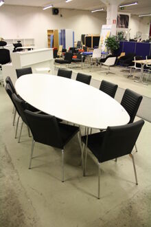 Konferensbord ellips vitt/krom